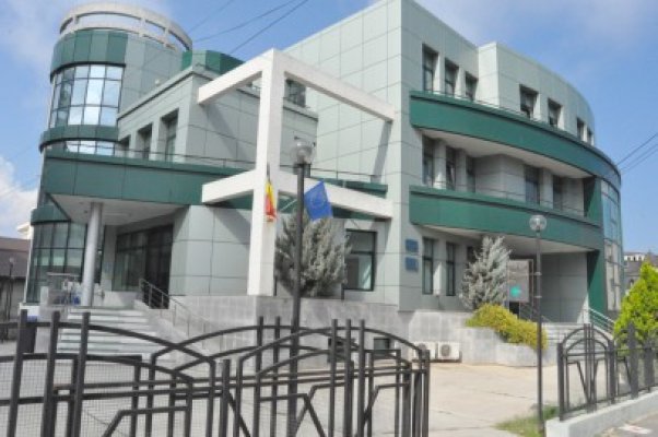 Urmărit internaţional depistat de poliţişti